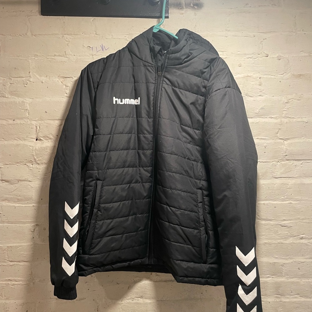 Hummel puffer jacket size M black